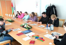 Photo of Конституционные квизы проходят на предприятиях Минпрома к юбилею Основного Закона страны