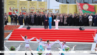 Photo of Лукашенко: традиция чествования важнейших символов суверенной Беларуси стала поистине всенародной 3
