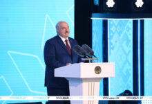 Photo of Лукашенко на «Славянском базаре» вручил премии СГ в области литературы и искусства за 2023-2024 годы