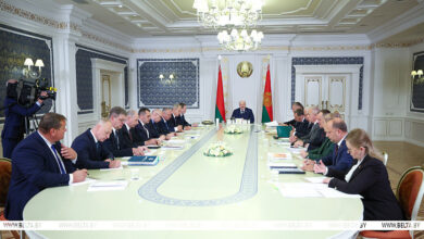Photo of Лукашенко требует выстроить эффективную систему торгового обслуживания, прежде всего на селе
