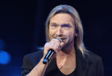 Photo of Певец Петр Елфимов: «Исполняя «Мой родны кут», думал — разревусь прямо на сцене»